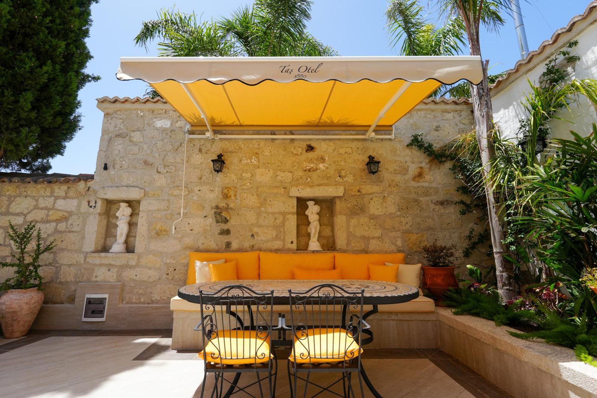 Alacati Tas Otel Exterior photo
